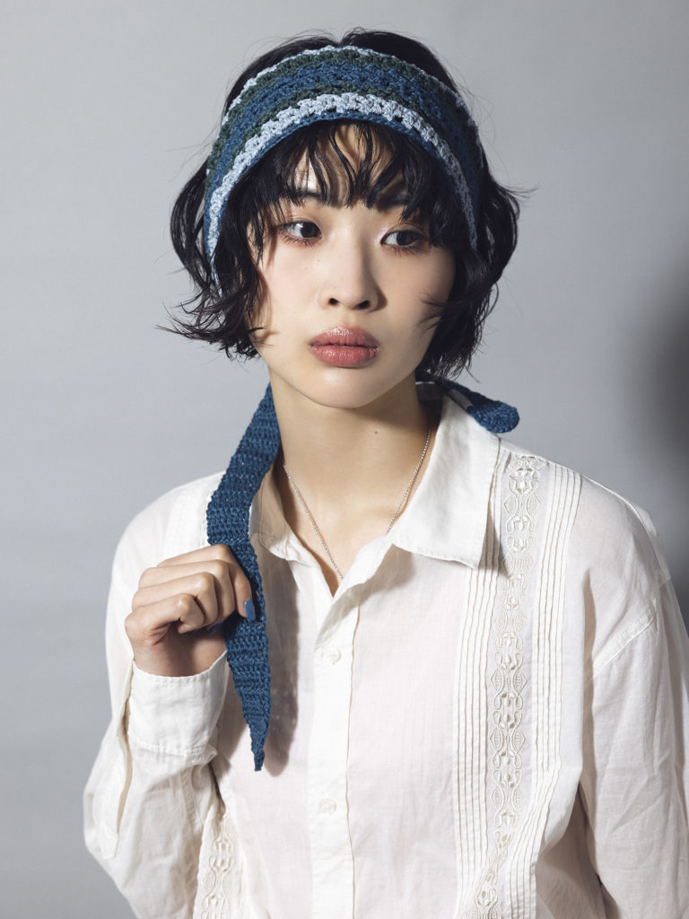 ウエットなボリュームショートヘアで洒落見え