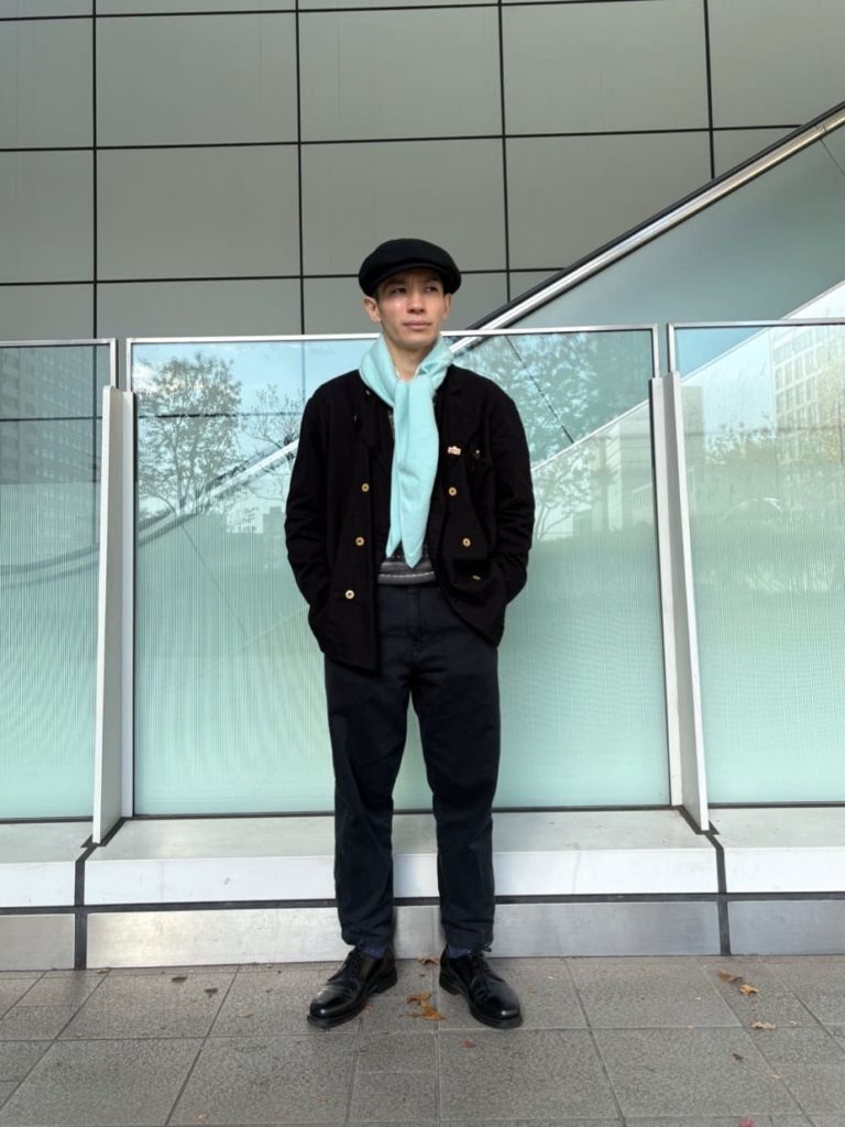 黒・グレーのキャスケットコーデ4