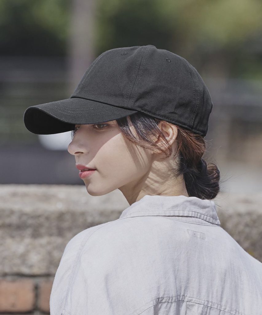 深めのキャップ