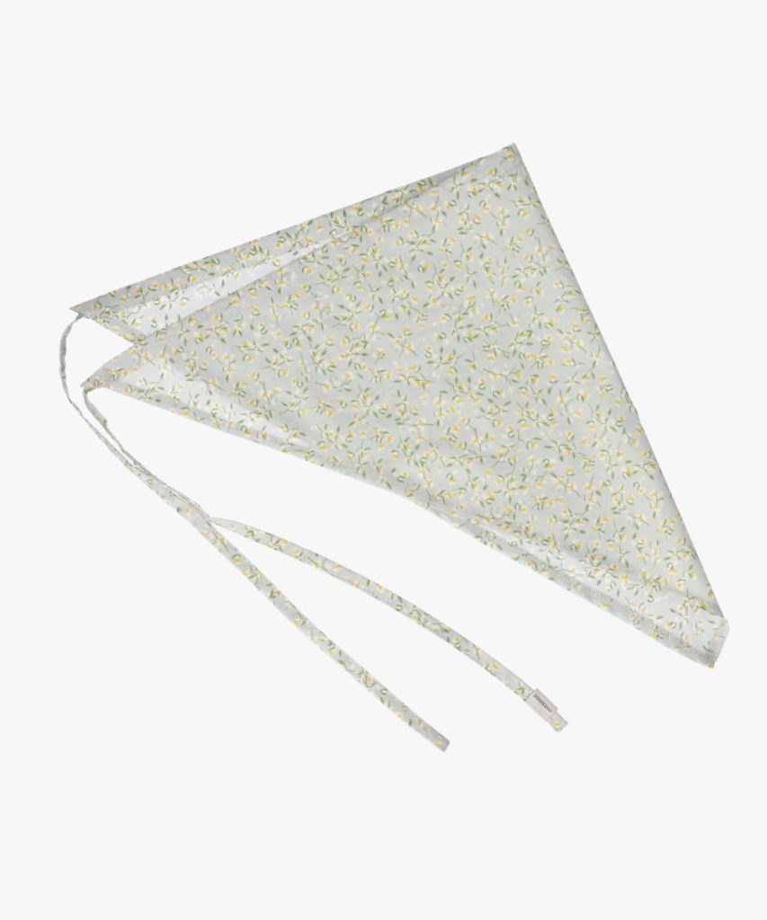 布帛生地のバブーシュカ