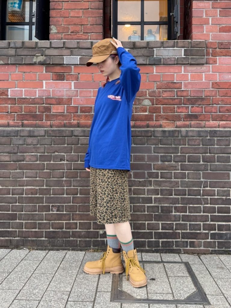 レディースのワークキャップコーデ9