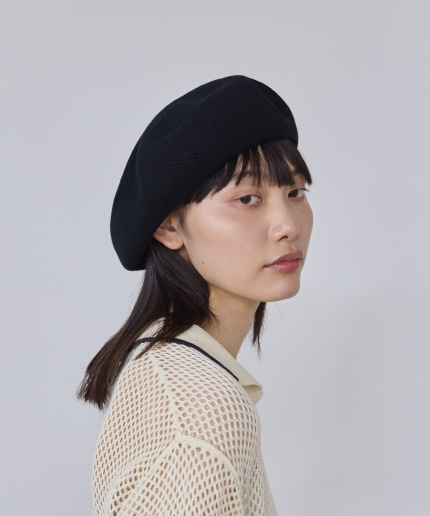 秋まで使えるおすすめベレー帽1
