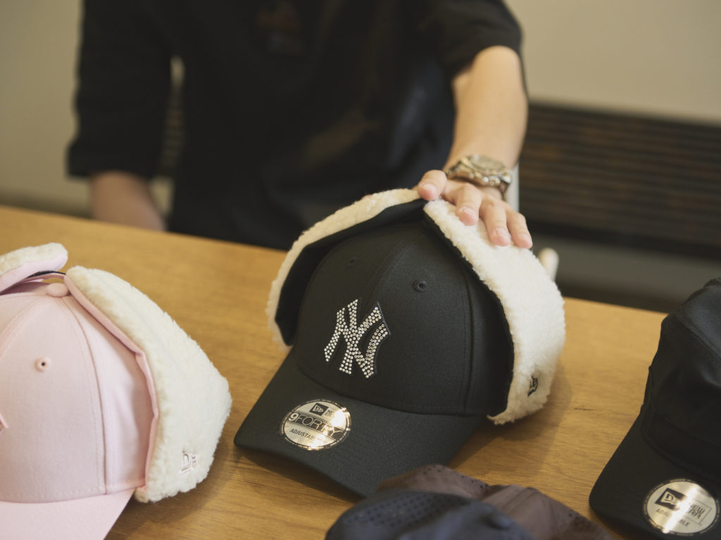 NEW ERA 940CS DOGEAR Rhinestone